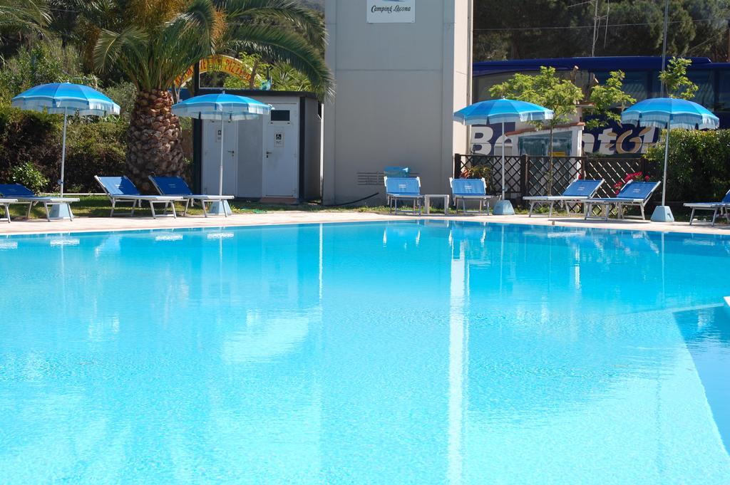 Camping Lacona Capoliveri  Extérieur photo