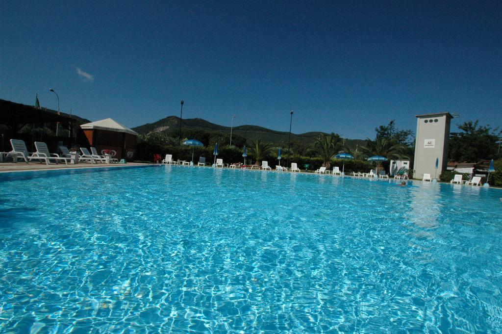 Camping Lacona Capoliveri  Extérieur photo