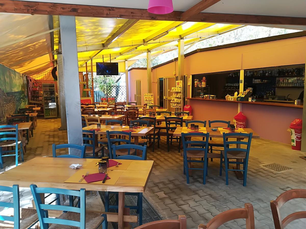 Camping Lacona Capoliveri  Extérieur photo
