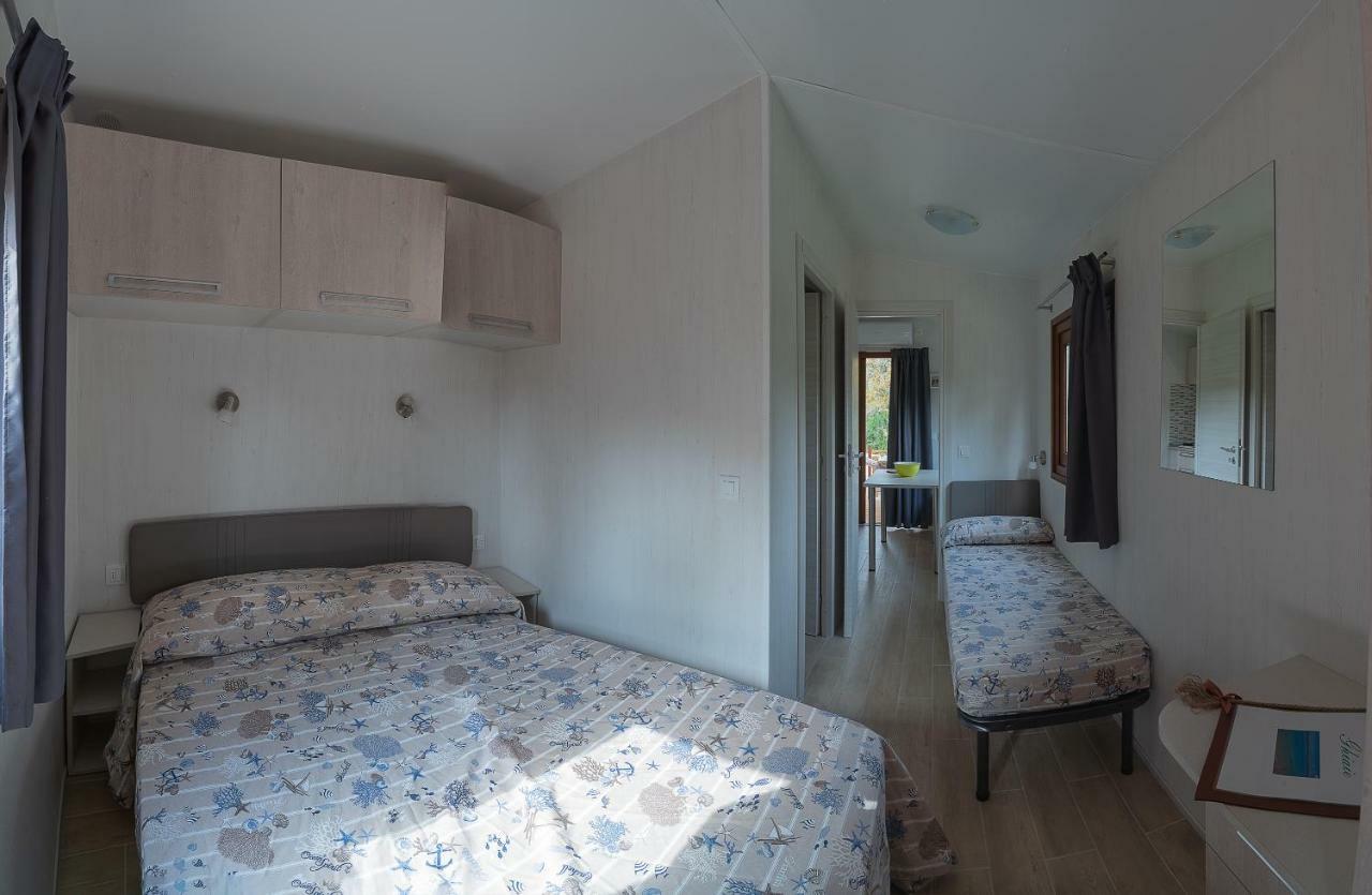 Camping Lacona Capoliveri  Extérieur photo